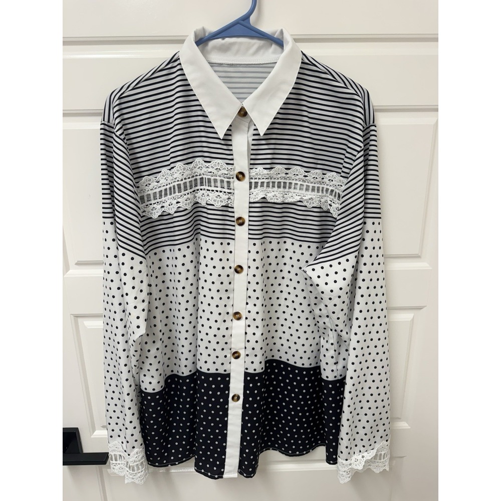Beautique Womens 3XL Plus Black White Striped Polka Dot Lace Trim Blouse Shirt